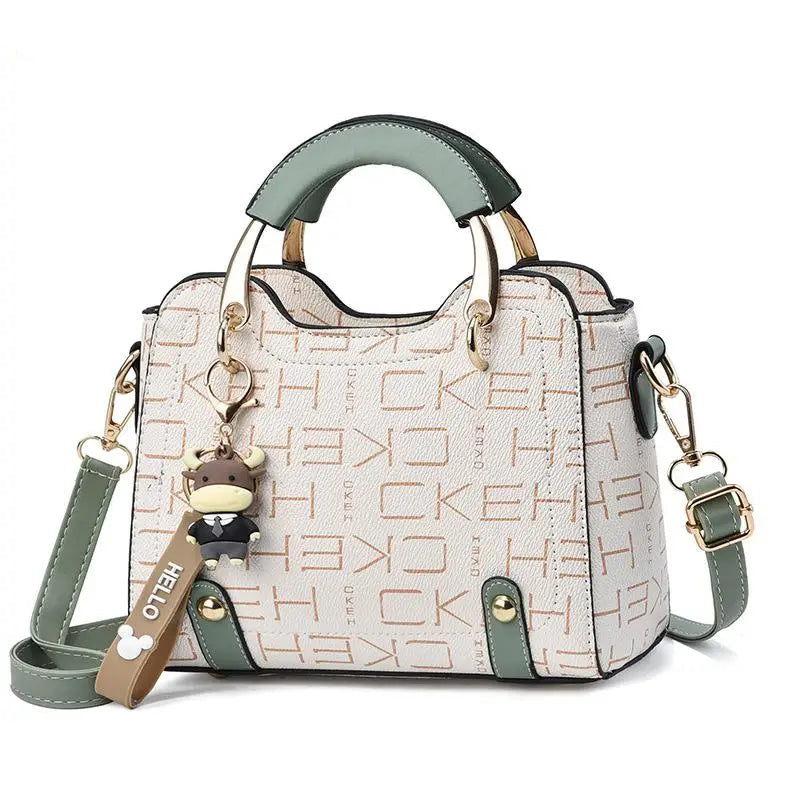 Bolsa Compacta Couro Sintetico | Design Moderno ✦ Monograma ✦ Versatil