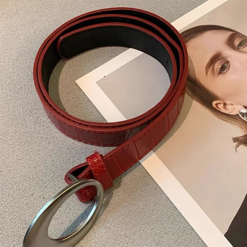Cinto Couro | Vintage Rodela Oval ✦ Estilo Retrô ✦ Toque Moderno