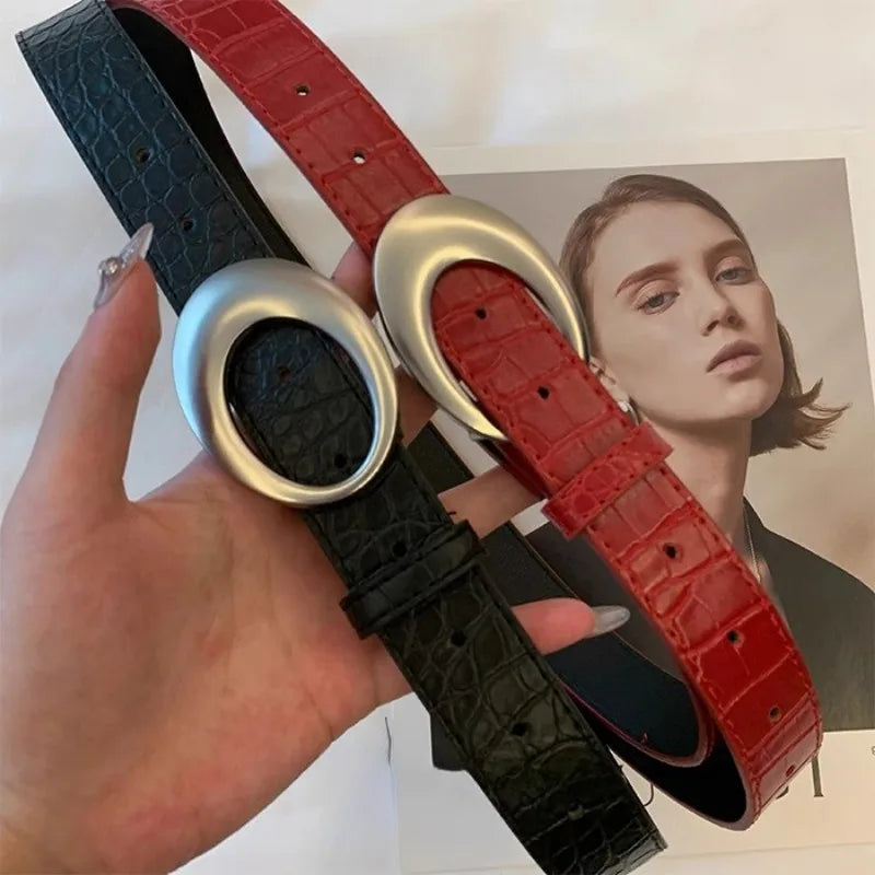 Cinto Couro | Vintage Rodela Oval ✦ Estilo Retrô ✦ Toque Moderno