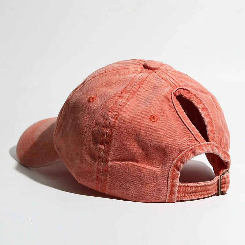 By Essenza Bone Feminino Abertura para Coque | Estiloso ✦ Confortável ✦ Versátil