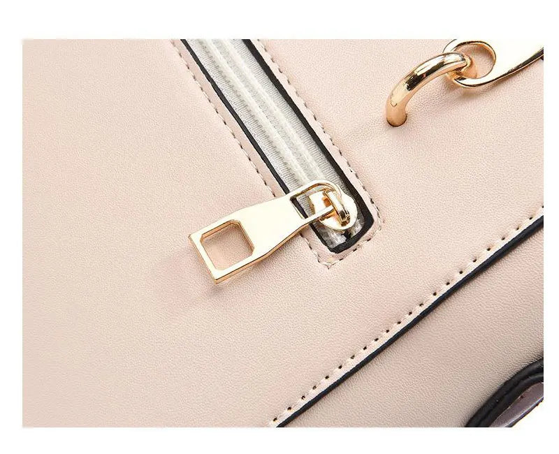 Bolsa Compacta Couro Sintetico | Design Moderno ✦ Monograma ✦ Versatil