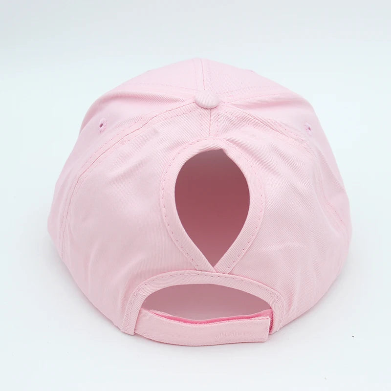 By Essenza Bone Feminino Abertura para Coque | Estiloso ✦ Confortável ✦ Versátil