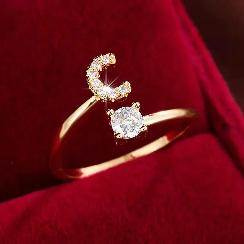 Anel Letras Zircônia Banhado Ouro 14K | Ajustavel ✦ Moderno [Várias Iniciais]