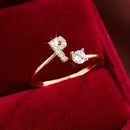 Anel Letras Zircônia Banhado Ouro 14K | Ajustavel ✦ Moderno [Várias Iniciais]